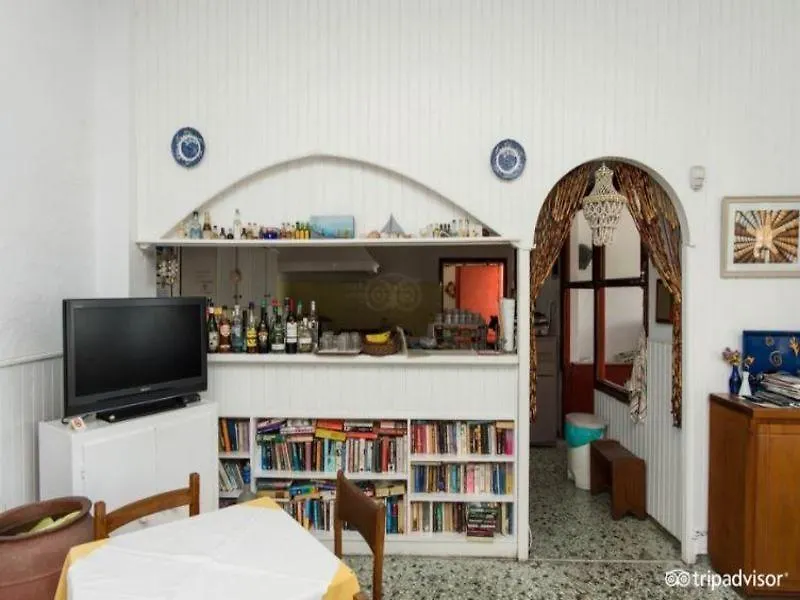 Artemis Hotel Agios Stefanos  2*, Agios Stefanos (Mykonos) Greece